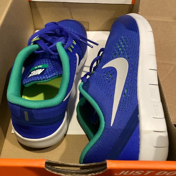 Nike Free RN gs - Picture 6 of 6